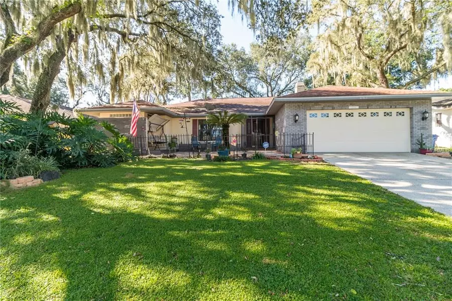 1007 RIFLECREST AVE, Valrico, FL 33594