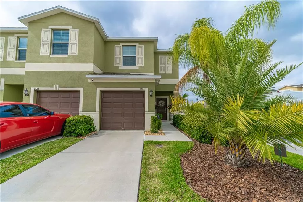 Ruskin, FL 33570,1724 IVORY GOOSE PL