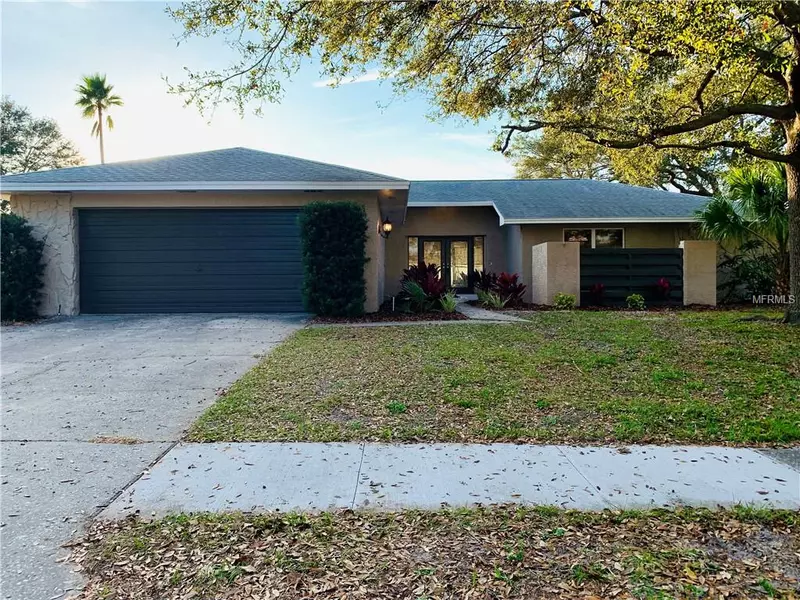 3140 CARLOS DR, Dunedin, FL 34698