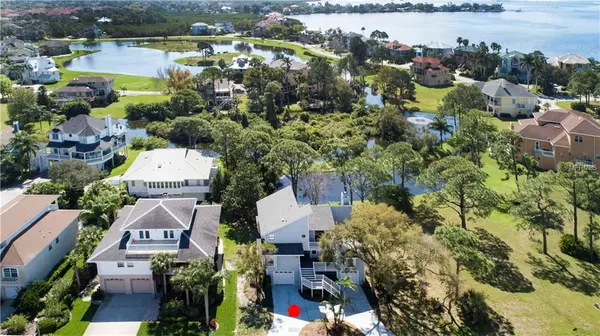 Tarpon Springs, FL 34689,2058 N POINTE ALEXIS DR
