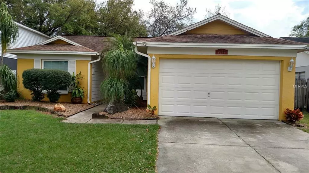 2203 RIDGEMORE DR, Valrico, FL 33594