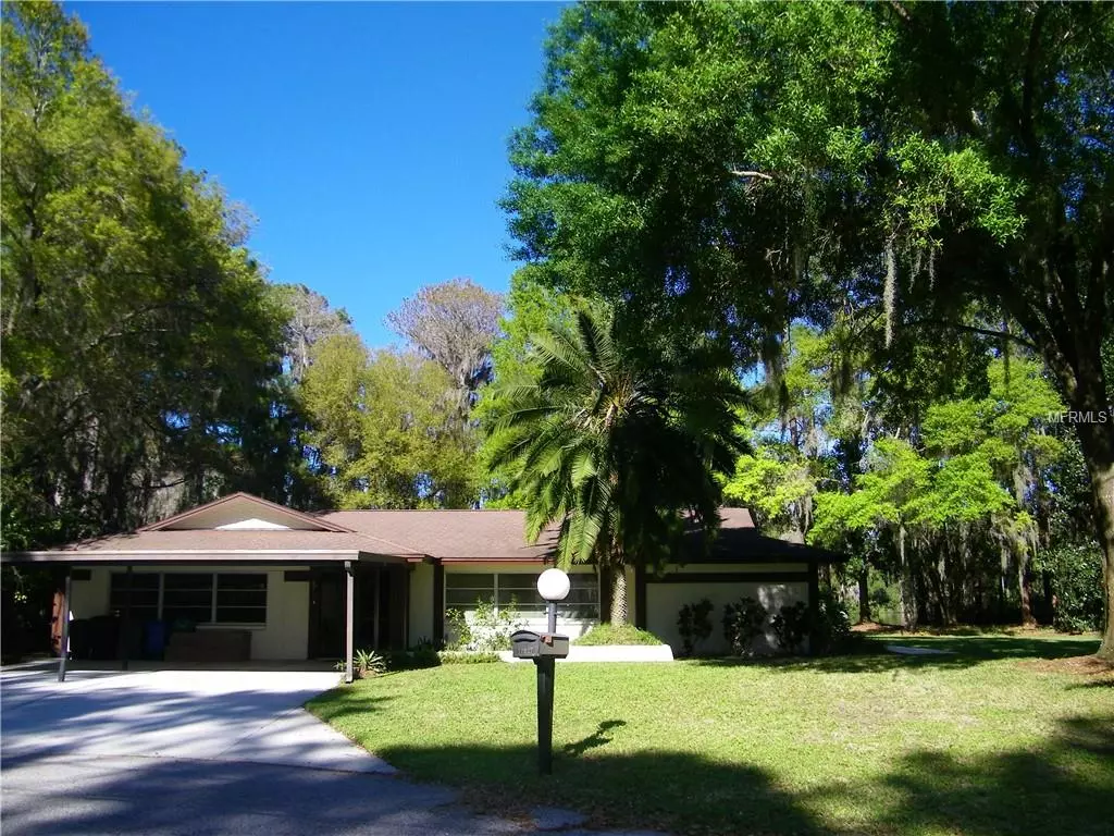 Lutz, FL 33558,17027 PAULA LN