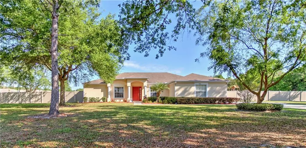 9406 BARRINGTON OAKS DR, Dover, FL 33527