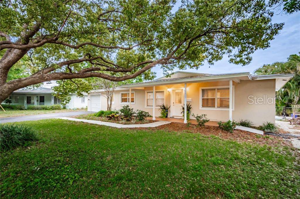 8327 15TH ST N, St Petersburg, FL 33702