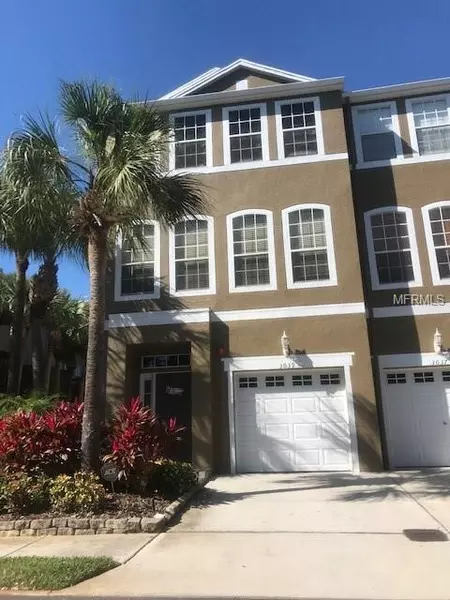 3039 POINTEVIEW DR, Tampa, FL 33611