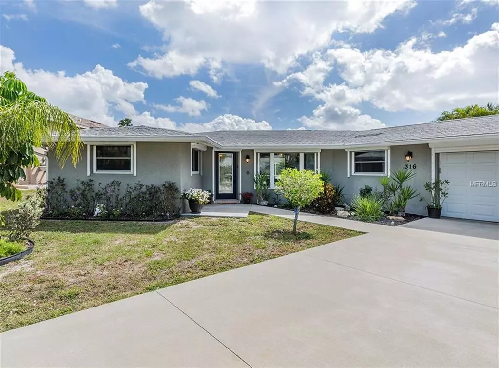 Nokomis, FL 34275,316 CHANNEL LN