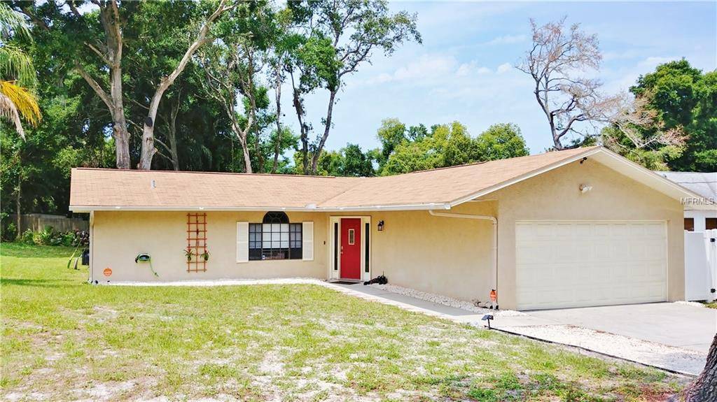 719 N DISSTON AVE, Tarpon Springs, FL 34689