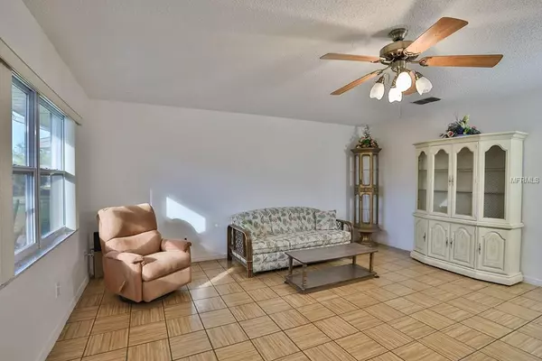 Sun City Center, FL 33573,1906 CANTERBURY LN #10