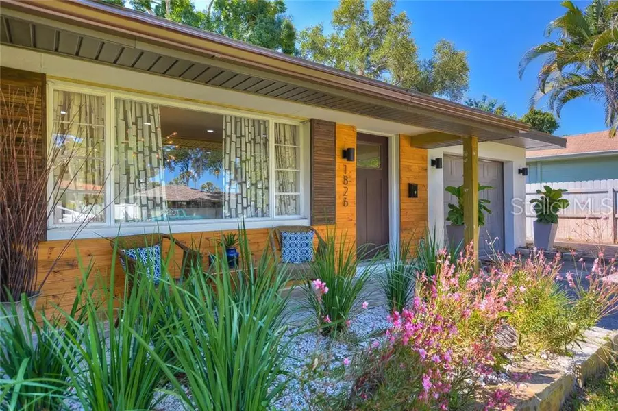 1826 OREGON AVE NE, St Petersburg, FL 33703