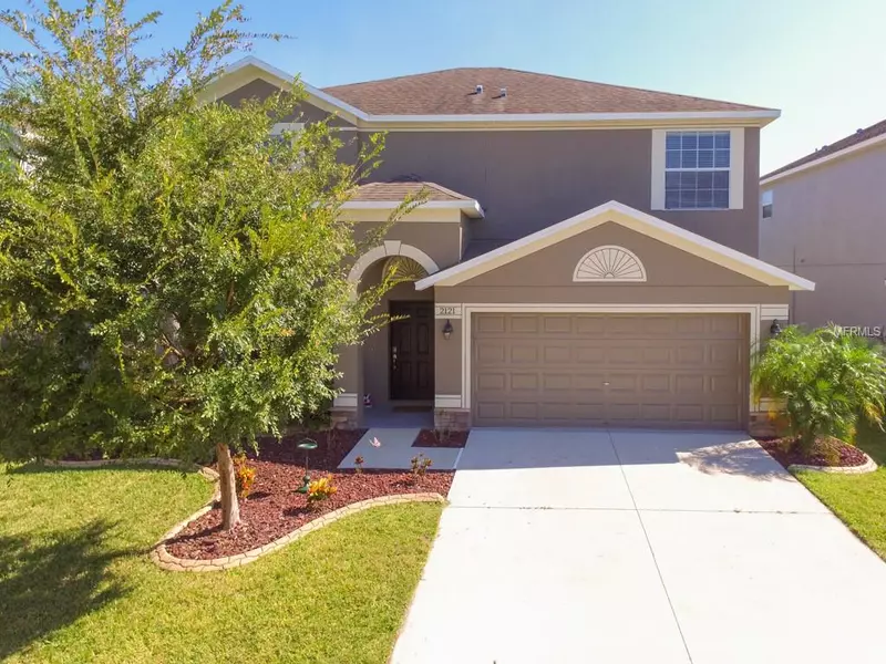 2121 ROANOKE SPRINGS DR, Ruskin, FL 33570