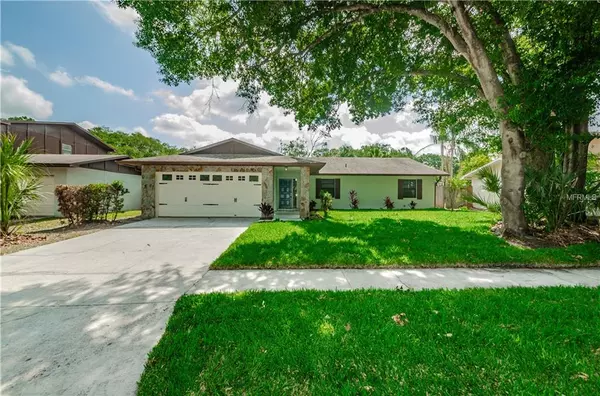 7915 SINGING COURT PL, Tampa, FL 33615