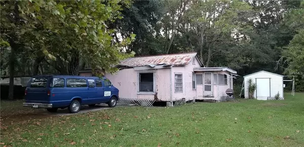 1525 RAILROAD AVE, Live Oak, FL 32064