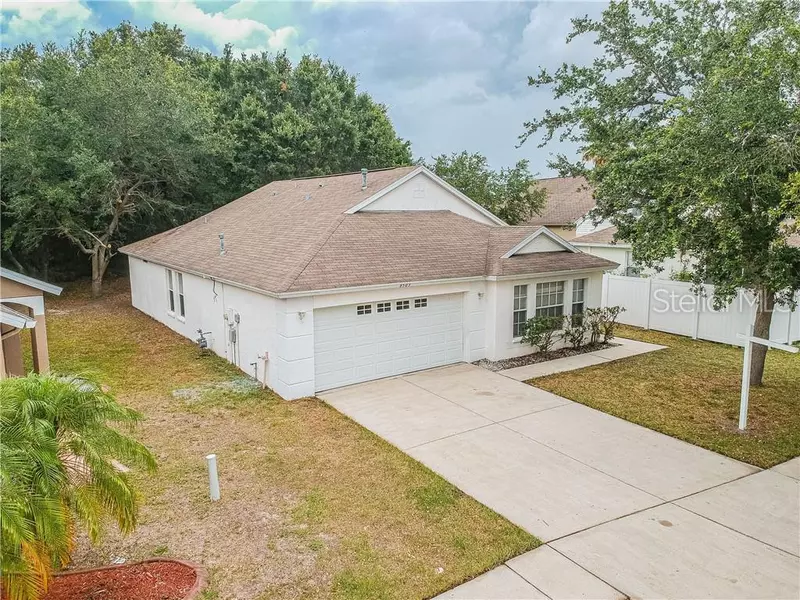 6503 SUMMER COVE DR, Riverview, FL 33578