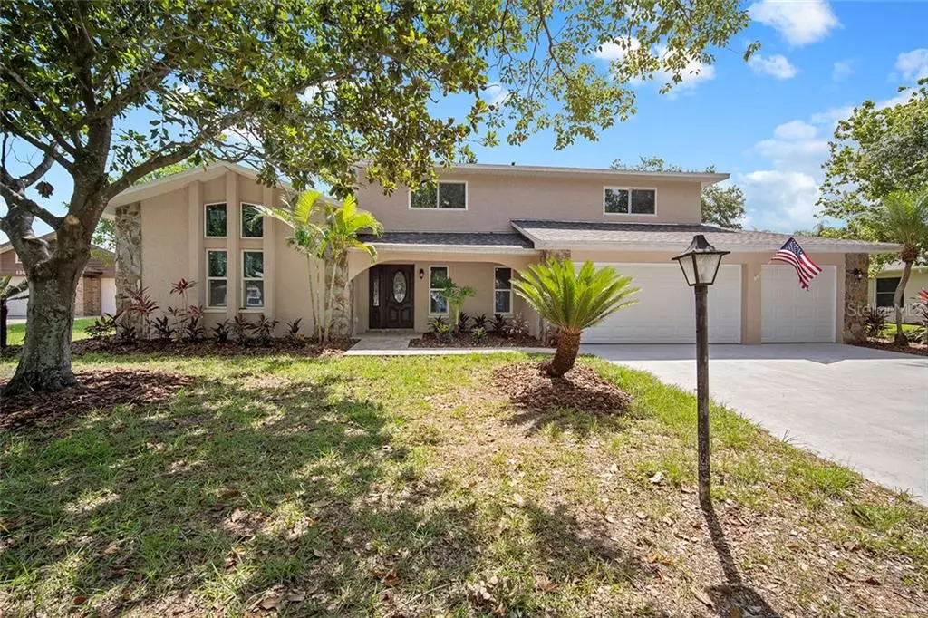 Oldsmar, FL 34677,120 FOXFIRE LN