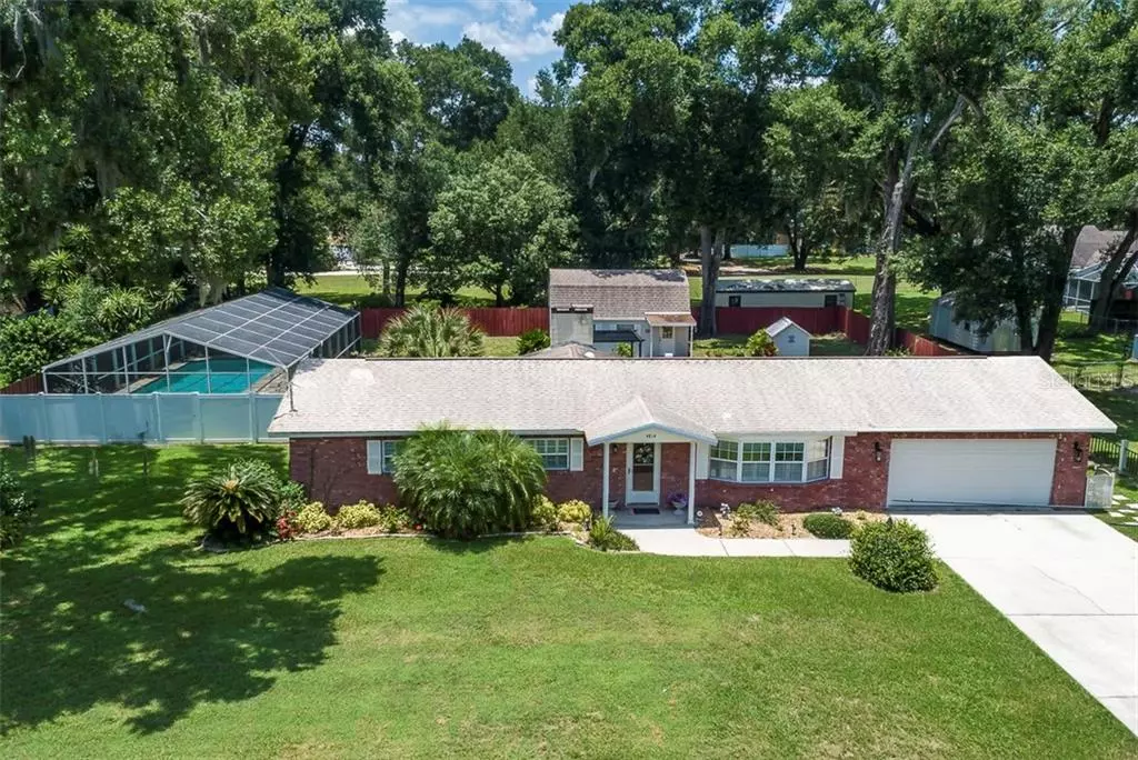 Dover, FL 33527,4814 LYNN OAKS CIR