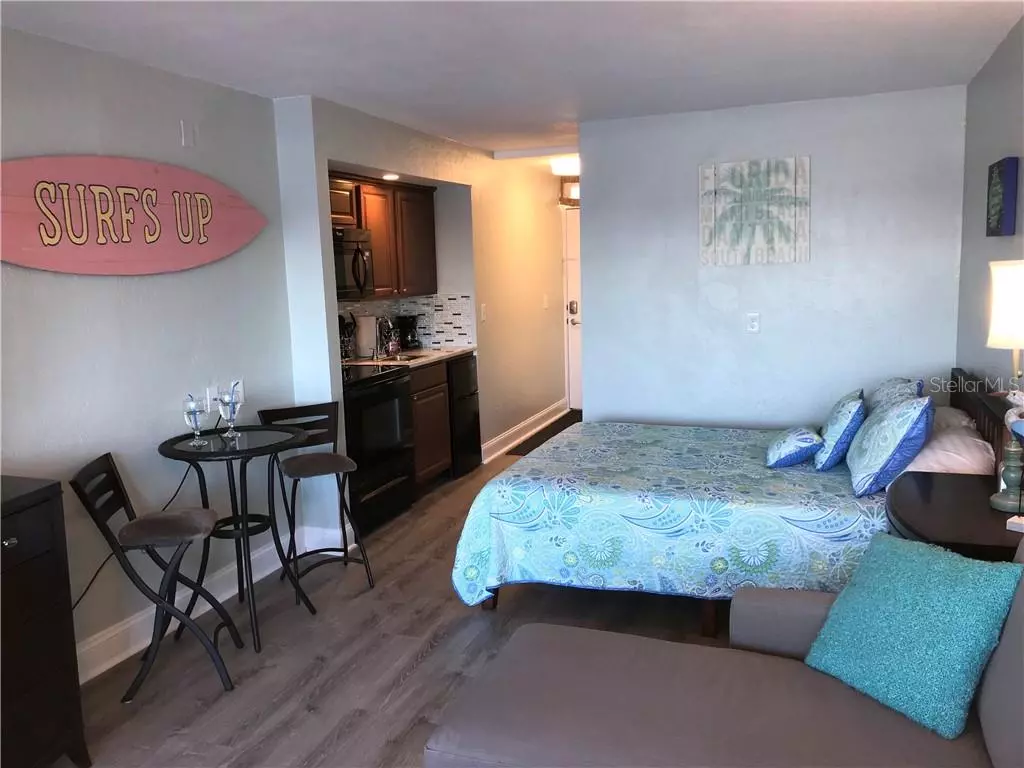 Daytona Beach Shores, FL 32118,Address not disclosed