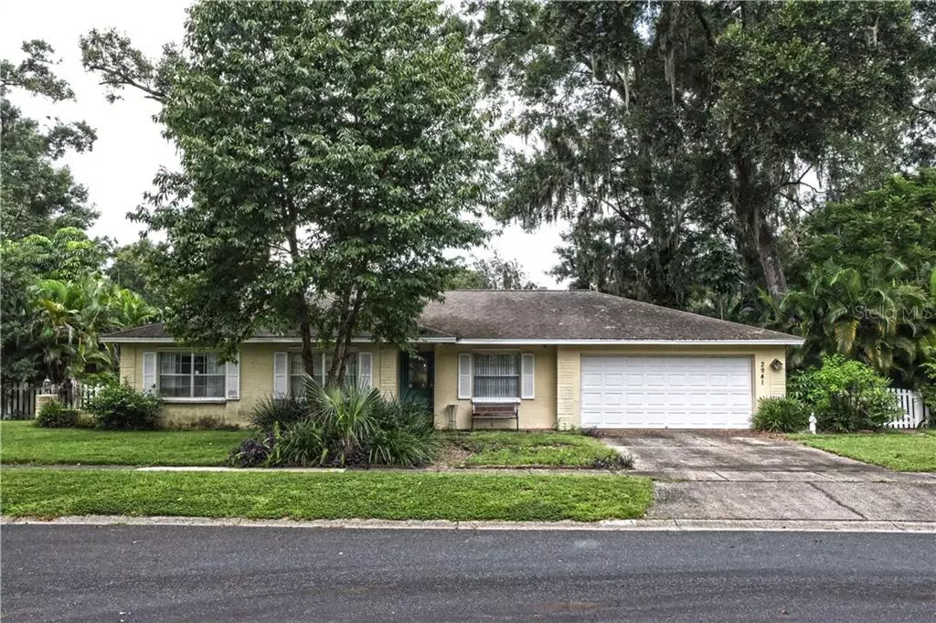 Seffner, FL 33584,2941 FOREST CIR