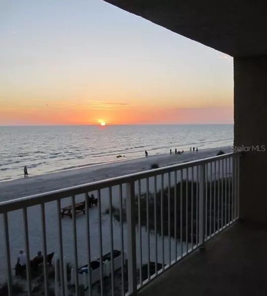 19940 GULF BLVD #220, Indian Shores, FL 33785