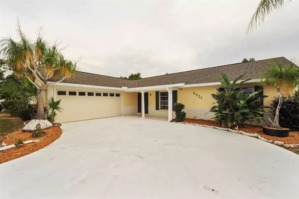 Apollo Beach, FL 33572,6521 SOLITAIRE PALM WAY