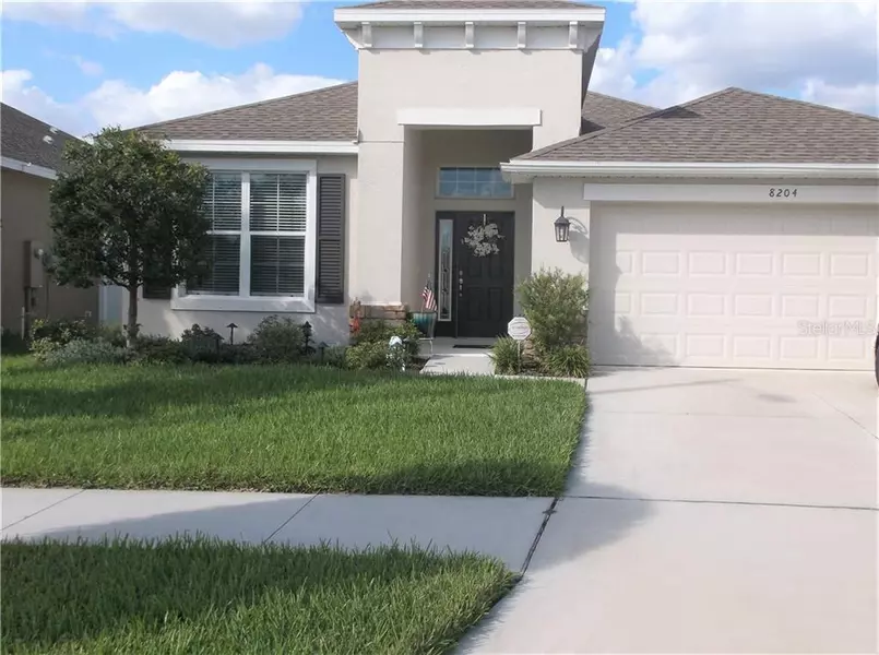 8204 WILLOW BEACH DR, Riverview, FL 33578