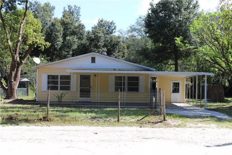 3906 MICHELLE LN, Zephyrhills, FL 33541