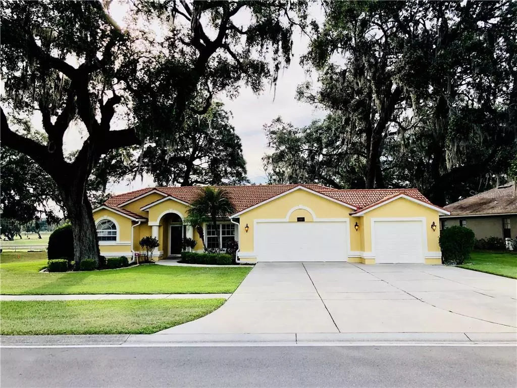 Zephyrhills, FL 33542,6913 NORTHLAKE DR