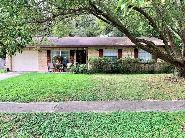 1404 OAK VALLEY DR, Seffner, FL 33584