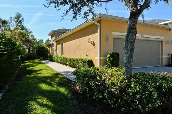 2220 OAKLEY GREEN DR #49, Sun City Center, FL 33573