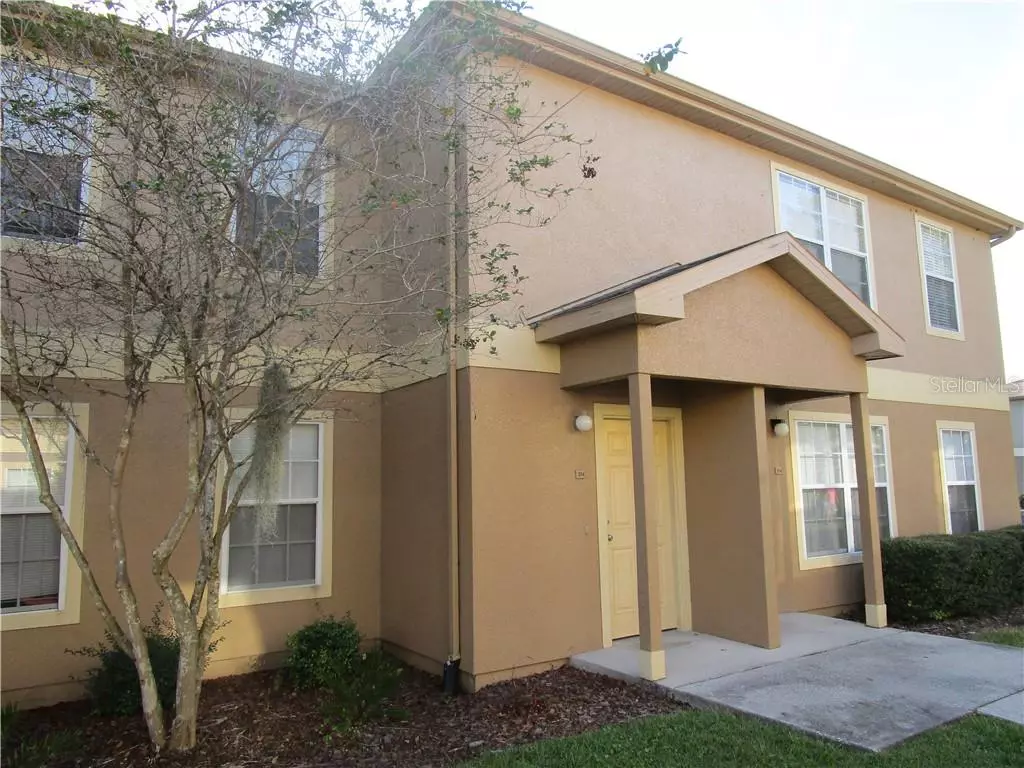 Zephyrhills, FL 33541,5914 WILLOW RIDGE DR #204