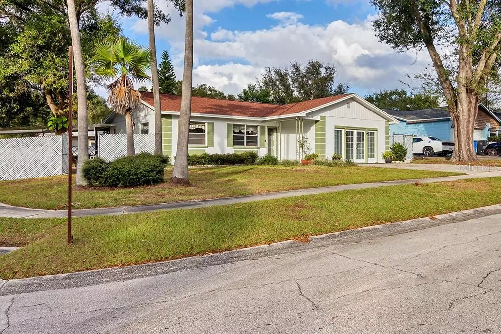 Seffner, FL 33584,11202 GARFIELD CT