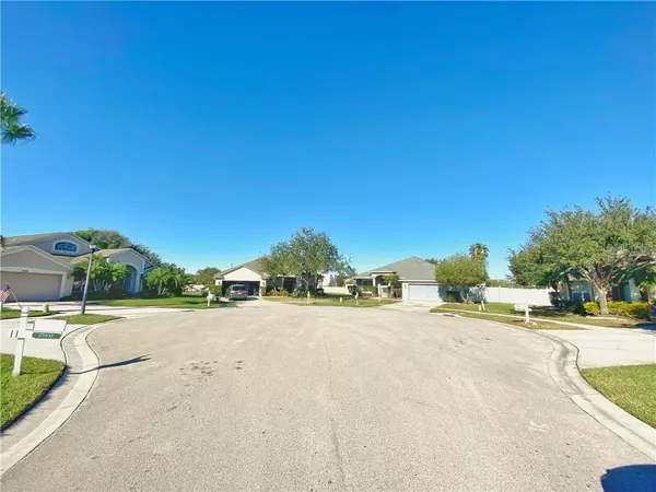 Wesley Chapel, FL 33544,27021 HOLLYBROOK TRL