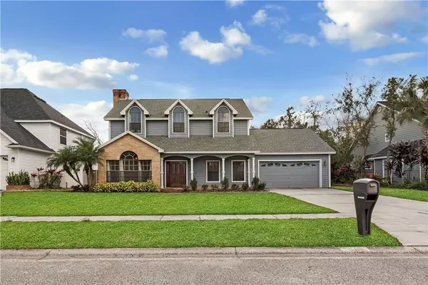 1607 CARTER OAKS DR, Valrico, FL 33596