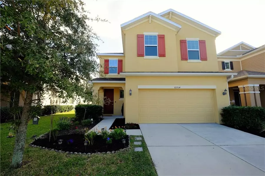 32704 WINDELSTRAW DR, Wesley Chapel, FL 33545