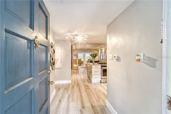 8651 10TH ST N #128, St Petersburg, FL 33702