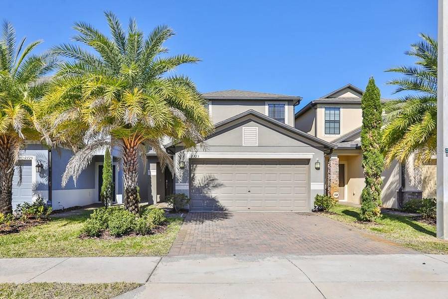 2723 GARDEN FALLS DR, Brandon, FL 33511