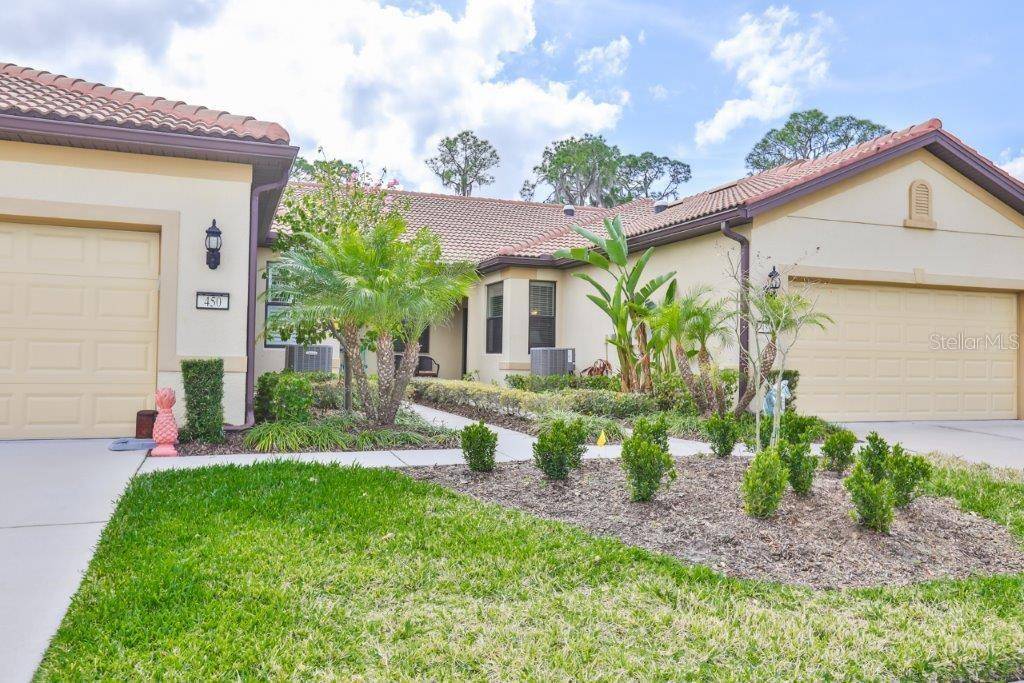 452 SENECA FALLS DR, Apollo Beach, FL 33572
