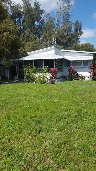 526 DOMINO DR N, Ruskin, FL 33570