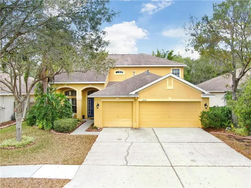 12031 NORTHUMBERLAND DR, Tampa, FL 33626