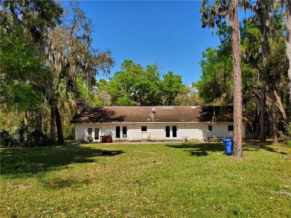 2517 NICHOLS RD, Lithia, FL 33547