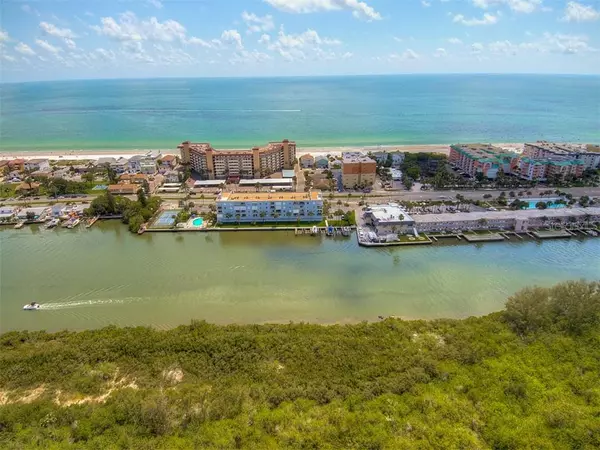 Redington Shores, FL 33708,18325 GULF BLVD #206