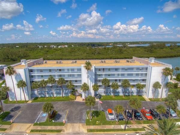 18325 GULF BLVD #206, Redington Shores, FL 33708