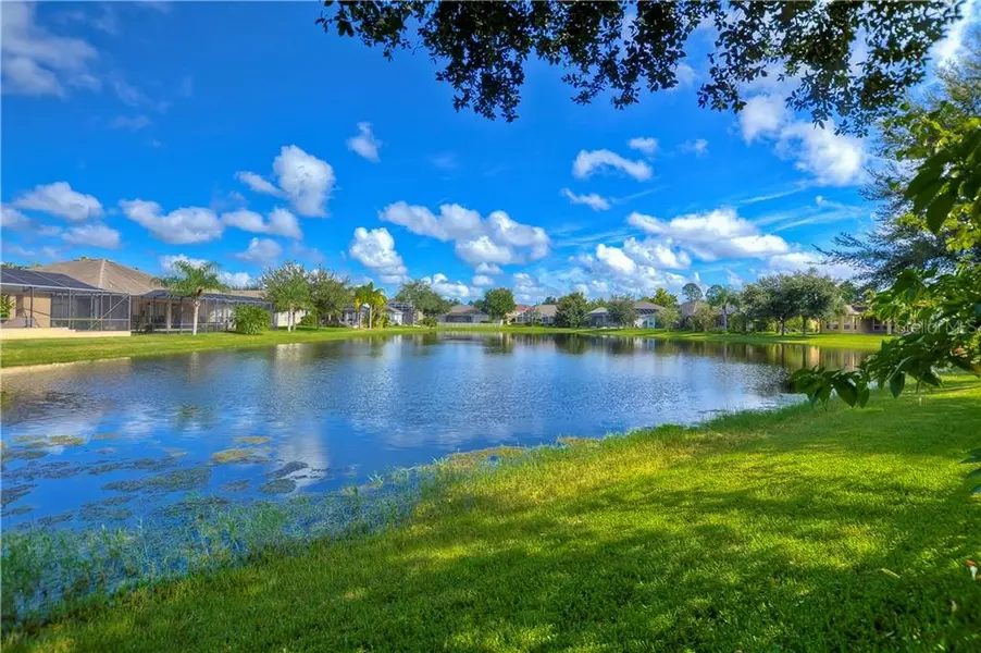 7130 DERWENT GLEN CIR, Land O Lakes, FL 34637