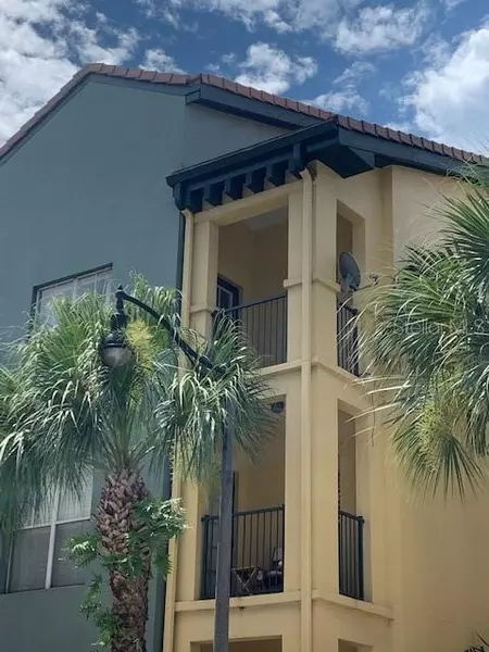 2410 W AZEELE ST #220, Tampa, FL 33609