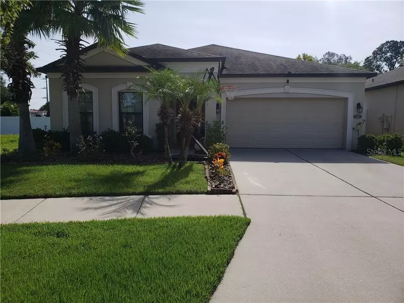 4732 WOODS LANDING LN, Tampa, FL 33619