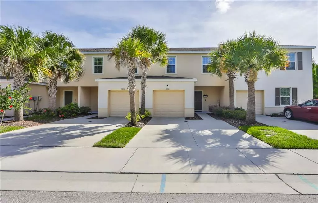 Gibsonton, FL 33534,9810 HOUND CHASE DR