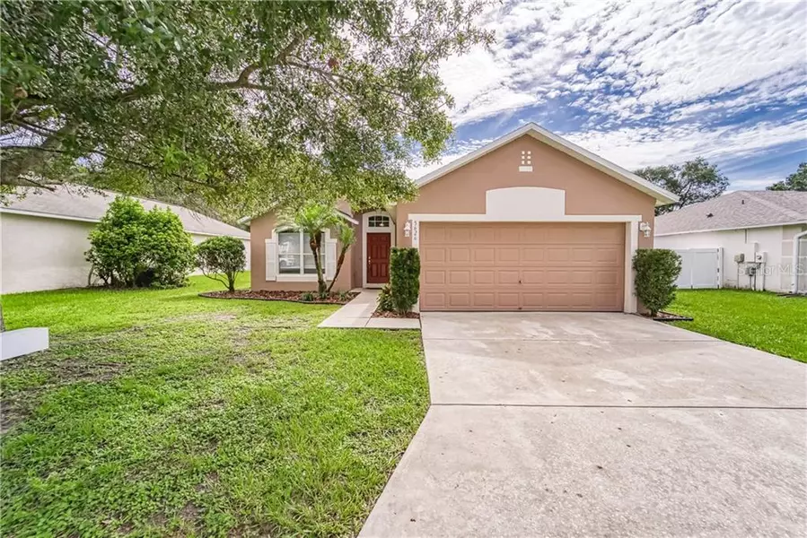 5626 OAKWOOD KNOLL DR, Lakeland, FL 33811