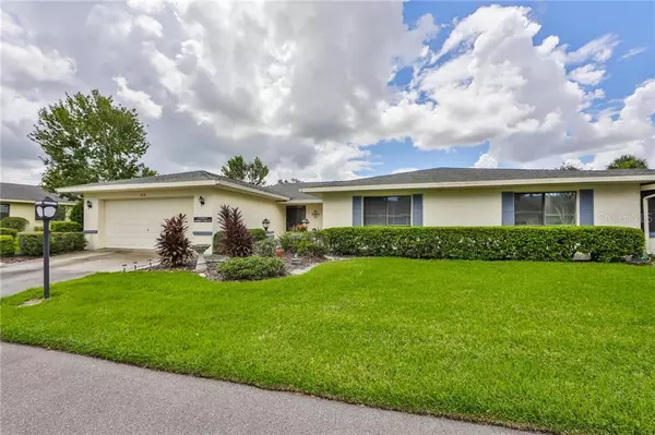 1318 IDLEWOOD DR, Sun City Center, FL 33573