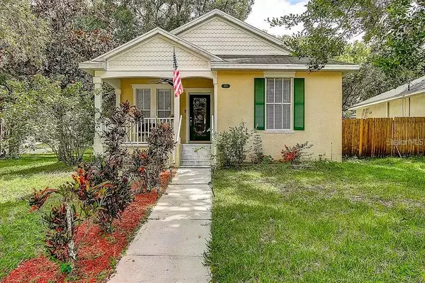 324 E MARTIN LUTHER KING JR DR, Tarpon Springs, FL 34689