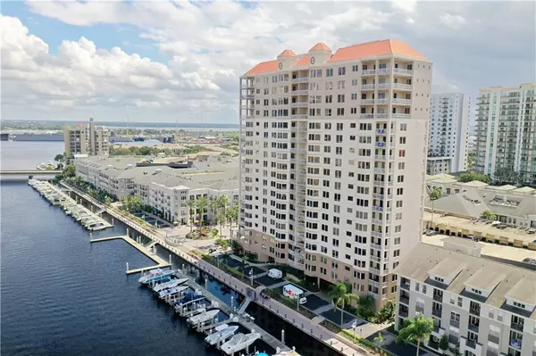 Tampa, FL 33602,371 CHANNELSIDE WALK WAY #1202