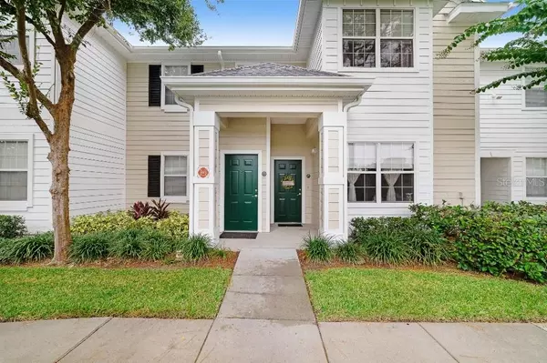 430 SOUTHERN PECAN CIR #207, Winter Garden, FL 34787